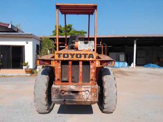 รถตัก TOYOTA SDT20 ตัก 1 คิวใช้งานได้ครับลดสุดๆ 235,000 บาท