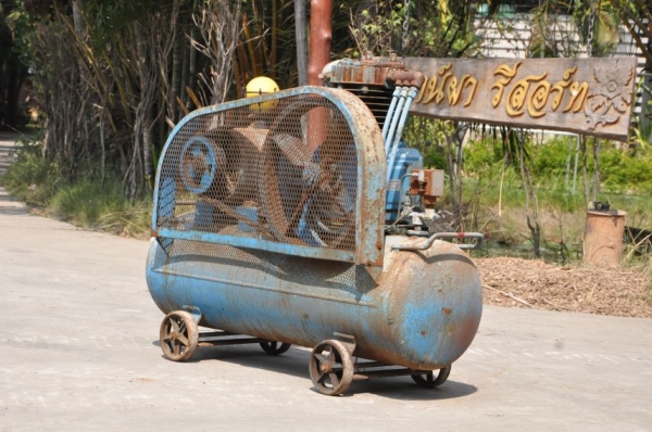 ขายปั้มลมMEJI 160L สวยเดิมจากญี่ปุ่นยังไม่เคยใช้งานในไทย 18,000เท่านั้น!!