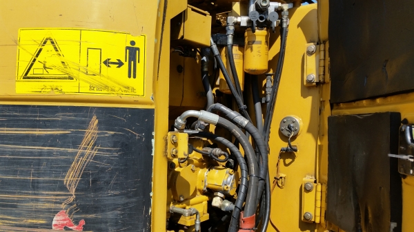 ขายด่วนรถแม็คโครCAT 314 C ซีเรียสูงแรงประหยัดชั่วโม่งทำงานน้อยแอร์เย็นมาก รถนอกนำเข้ายังไม่เคยใช้งาน ในเมืองไทยเลย ขายด่วนรถแม็คโครCAT 314 C ซีเรียสูงแรงประหยัดชั่วโม่งทำงานน้อยแอร์เย็นมาก รถนอกนำเข้ายังไม่เคยใช้งาน ในเมืองไทยเลย