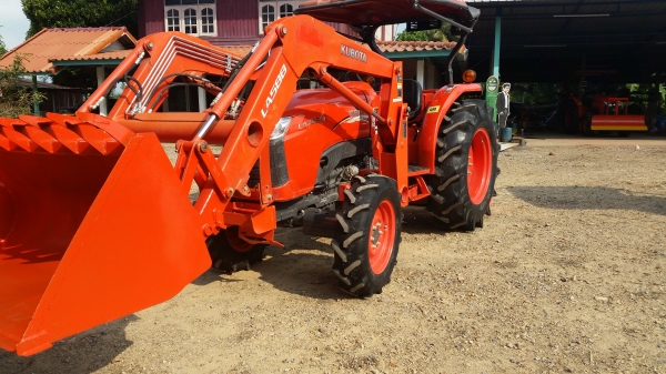 ขายรถไถคูโบต้า  KUBOTA     L4708SP (4WD)พร้อมบุ้งกี๋