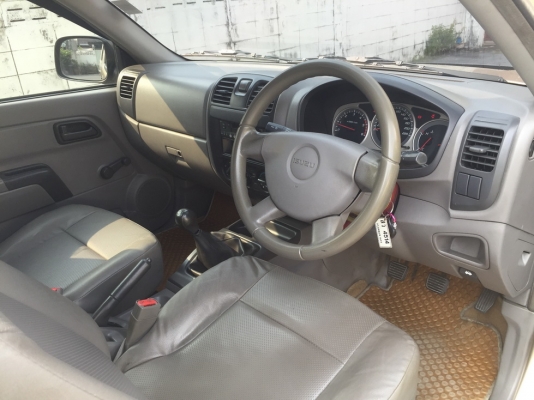 ขายD-MAX 2.5 SX I-TEQ ปี06 มือเดียยป้ายแดงครับ ขายD-MAX 2.5 SX I-TEQ ปี06 มือเดียยป้ายแดงครับ