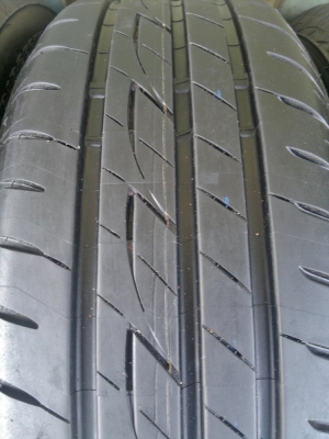 ล้อแม็ก6รู+ยางบริสโตนลงพื้นปี15 ยางใหม่มาก98\% ดอกยางเต็ม ล้อแม็ก6รู+ยางบริสโตนลงพื้นปี15 ยางใหม่มาก98\% ดอกยางเต็ม