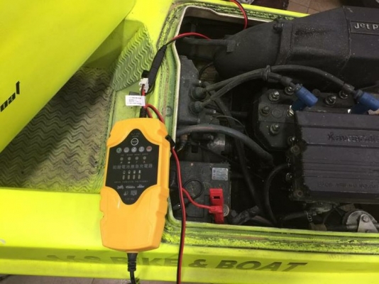 เครื่องชาร์จFLTชาร์จรถยนต์ เรือ เจ็ทสกี มอไซค์bigbikeทุกรุ่น เพียง 1,200บาท