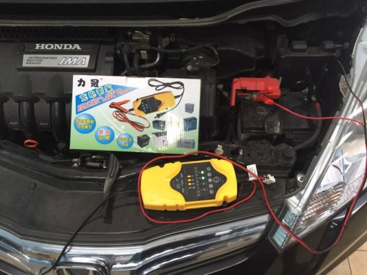 เครื่องชาร์จFLTชาร์จรถยนต์ เรือ เจ็ทสกี มอไซค์bigbikeทุกรุ่น เพียง 1,200บาท