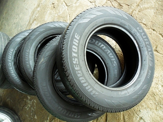ยางกระบะขอบ15  บริดสโตน215-70-R15ลงพื้นปี14 (4เส้น3,900)