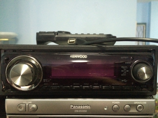 KENWOOD U737 USB IPOD MP3 CD AUX ปรีเอ้า3ชุด จอกราฟฟิก ลูกเล่นเยอะ พร้อมรีโมท สภาพสวย มือ2 ญี่ปุ่น