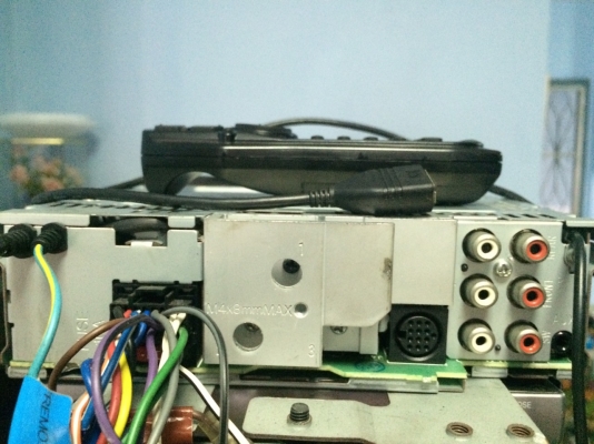 KENWOOD U737 USB IPOD MP3 CD AUX ปรีเอ้า3ชุด จอกราฟฟิก ลูกเล่นเยอะ พร้อมรีโมท สภาพสวย มือ2 ญี่ปุ่น