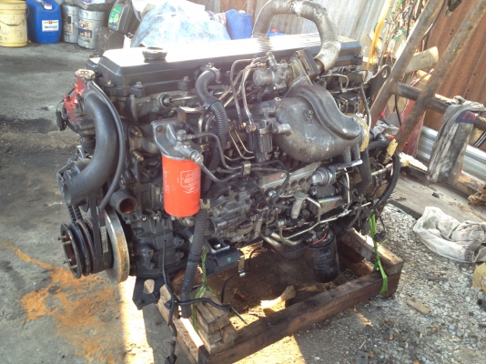 ขายเครื่อง มิตซู 6m61 225 แรง