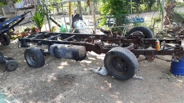 ขายคัชชีรถเกีย4ล้อพร้อมเพลาหน้าหลังตามสภาพ