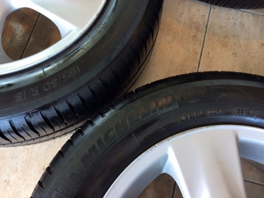 ล้อมือ2)แม็กเดิมtoyota ขอบ15"+ยางปี12 ยกชุด3,900.฿ *‪#แยกแม็ก‬ ขาย2,300.฿ **&lrm;แยกยาง‬ 185/60/15 มิชลิน 2,200.฿