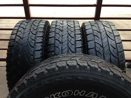 ยาง All Yokohama 31 10.5 R15 กลางปี12 ดอกเต็ม พร้อมใช้งาน ราคาไม่แพง ยาง All Yokohama 31 10.5 R15 กลางปี12 ดอกเต็ม พร้อมใช้งาน ราคาไม่แพง
