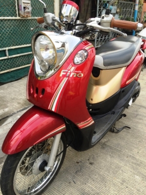 Fino ปี 55 รุ่น Classic สีแดง