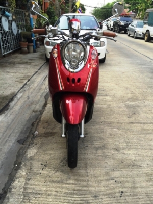 Fino ปี 55 รุ่น Classic สีแดง