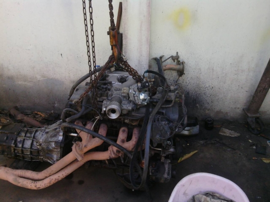 ขายเครื่อง2J ฝาดำ พร้อมเกียร์ ไทย์เกอร์ และ ถัง 70ลิตร 17000 บาท