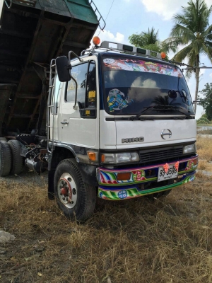 ขาย 10 ล้อ ดั้ม 2 เพลา เกียร์ครูเลอร์ สวยพร้อมใช้งาน ขาย 600000 บาท