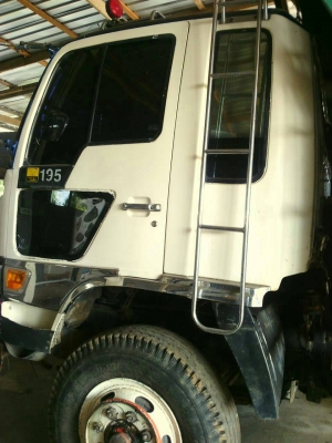 ขาย 10 ล้อ ดั้ม 2 เพลา เกียร์ครูเลอร์ สวยพร้อมใช้งาน ขาย 600000 บาท