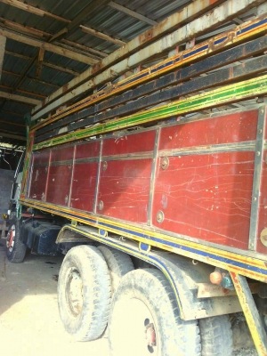 ขาย 10 ล้อ ดั้ม 2 เพลา เกียร์ครูเลอร์ สวยพร้อมใช้งาน ขาย 600000 บาท