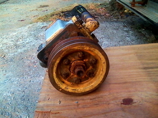 ปั๊มยกคอรถเกี่ยว 090-8272268