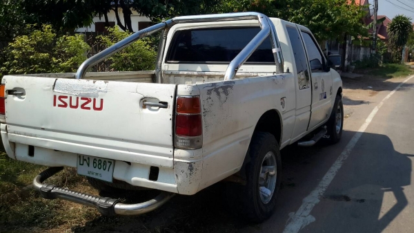 รถขับเคลื่อน4ล้อ 2ประตู สภาพดี โฟร์วิลใช้ได้ สภาพพร้อมใช้งาน ชุดโอนพร้อม