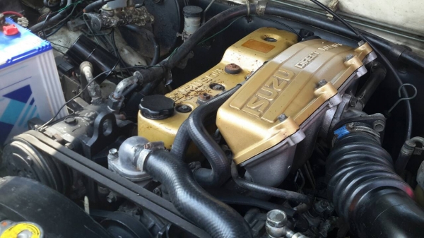 รถขับเคลื่อน4ล้อ 2ประตู สภาพดี โฟร์วิลใช้ได้ สภาพพร้อมใช้งาน ชุดโอนพร้อม