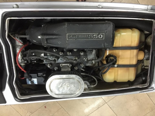 เจ็ทยืน เทา kawasaki 550 แจ่ม  สภาพพร้อมเล่น จบๆเพียง 25,000 บ.