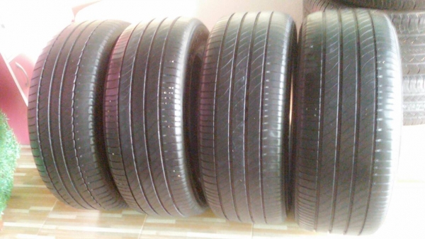 ขายยาง Micheline ขนาด 235/55 R 17 สัปดาห์ที่ 48 ปี14 (1ชุด 4 เส้น)