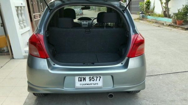 มือเดียว 09 toyota yaris รถสวยไม่มีชน มือเดียว 09 toyota yaris รถสวยไม่มีชน