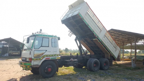 ขาย 10 ล้อดั้ม ไอ้หลงเทอร์โบ FN527M-TF2670 เครื่อง 6D16-TF 220 แรงม้า เกียร์ 10 สปีด คัสซีสวยตลอดเส้น ทะเบียนพร้อมโอนครับ