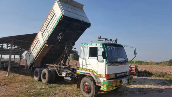 ขาย 10 ล้อดั้ม ไอ้หลงเทอร์โบ FN527M-TF2670 เครื่อง 6D16-TF 220 แรงม้า เกียร์ 10 สปีด คัสซีสวยตลอดเส้น ทะเบียนพร้อมโอนครับ