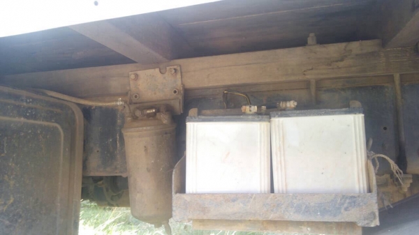 ขาย 10 ล้อ เพลาเดียว ISUZU ROCKY เครื่อง 6BG1 175 แรงม้าฝาส้ม คัสซีสวยใช้ได้ พวงมาลัยพาวเวอร์ เบรคลมดัน ทะเบียนพร้อมโอนครับ