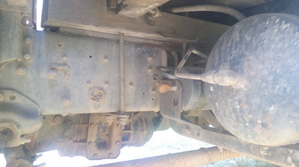 ขาย 10 ล้อ เพลาเดียว ISUZU ROCKY เครื่อง 6BG1 175 แรงม้าฝาส้ม คัสซีสวยใช้ได้ พวงมาลัยพาวเวอร์ เบรคลมดัน ทะเบียนพร้อมโอนครับ