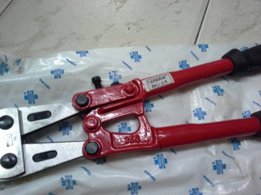 ขายกรรไกรตัดเหล็กขนาดใหญ่30นิ้วงานเก่าเก็บTAPARIA Made in India.