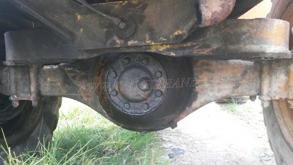 ต้องการขายรถตักFURUKAWA2เพลาWHEE  LOADER  FL60A