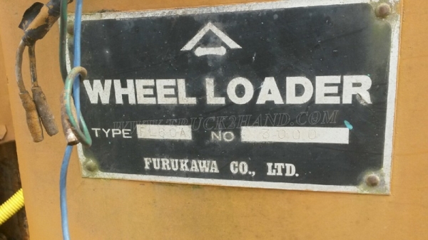 ต้องการขายรถตักFURUKAWA2เพลาWHEE  LOADER  FL60A