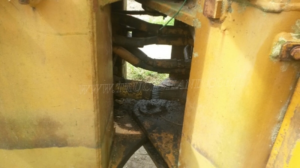 ต้องการขายรถตักFURUKAWA2เพลาWHEE  LOADER  FL60A