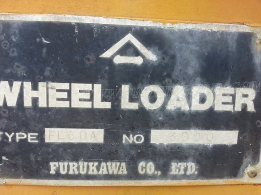 ต้องการขายรถตักFURUKAWA2เพลาWHEE  LOADER  FL60A