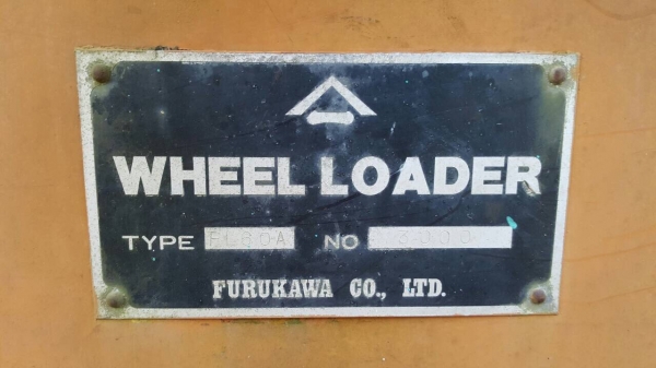 ต้องการขายรถตักFURUKAWA2เพลาWHEE  LOADER  FL60A