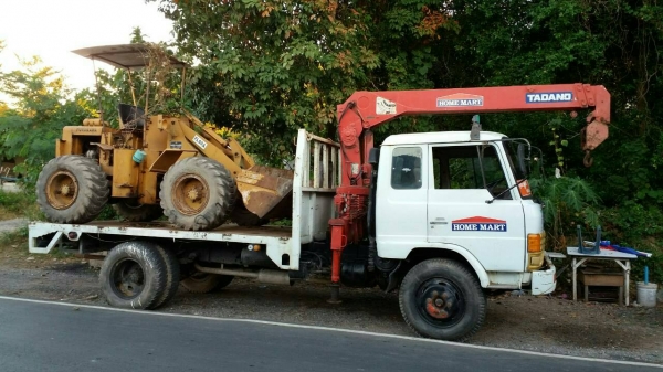 ต้องการขายรถตักFURUKAWA2เพลาWHEE  LOADER  FL60A