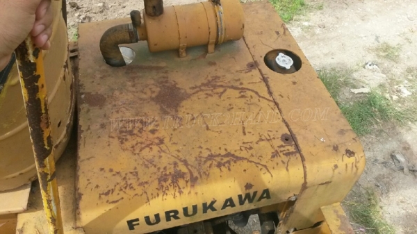 ต้องการขายรถตักFURUKAWA2เพลาWHEE  LOADER  FL60A