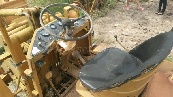 ต้องการขายรถตักFURUKAWA2เพลาWHEE  LOADER  FL60A