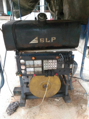 ต้องการขายรถตักFURUKAWA2เพลาWHEE  LOADER  FL60A