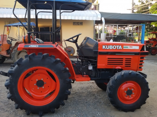 ปัญญาแทรคเตอร์..จัดมาให้ครับ ด่วน!!!คูโบต้า L2605 ตัวเปล่า