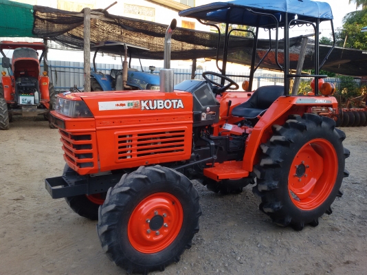 ปัญญาแทรคเตอร์..จัดมาให้ครับ ด่วน!!!คูโบต้า L2605 ตัวเปล่า