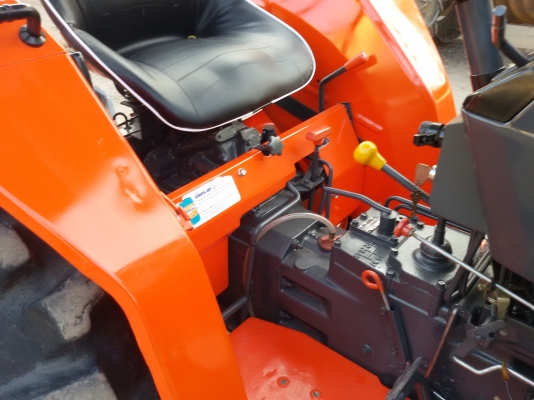 ปัญญาแทรคเตอร์..จัดมาให้ครับ ด่วน!!!คูโบต้า L2605 ตัวเปล่า