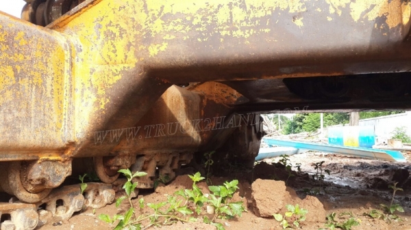 รถแม็คโค ยี่ห้อ KOMATSU รุ่น PC200 รุ่น 2 รถแม็คโค ยี่ห้อ KOMATSU รุ่น PC200 รุ่น 2