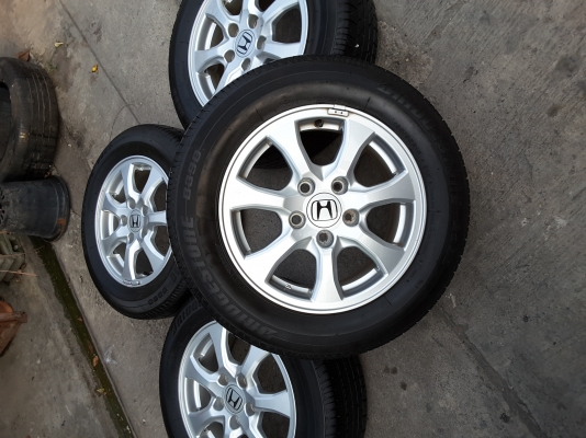 ล้อ hond civic fb พร้อมยาง 195 65 15 ชุดล่ะ 4500