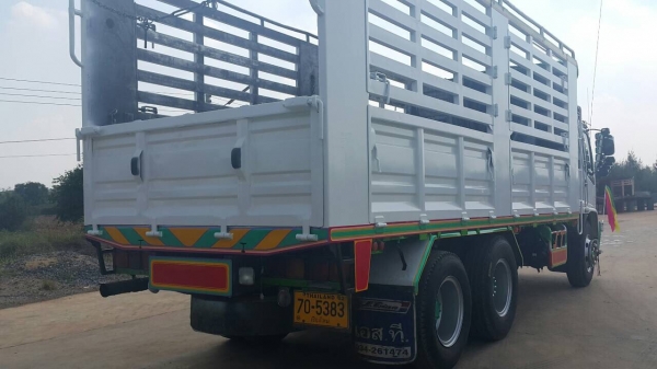 ขายรถบรรทุก 10 ล้อล่องรั้ว ISUZU FVM 230 แรงม้าปี 2550 ราคา 1350000