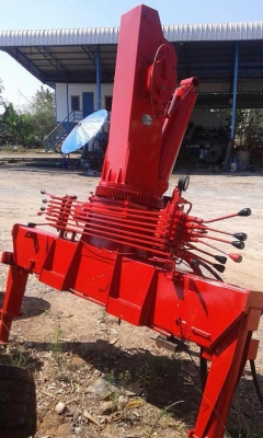 ขายเครนUNIC 3.3ตัน3ปอก ท้องวีพร้อมอุปกรณ์ติดตั้ง