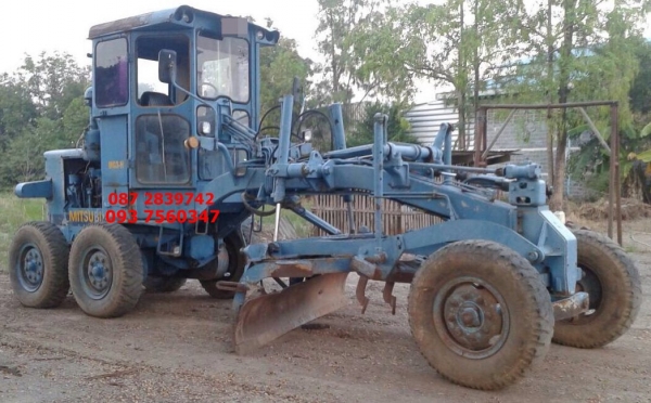 ขายรถเกรดเดอร์ MITSUBISHI  MG3