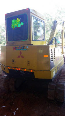 ขายรถแบคโฮ MITSUBISHI M4050 สามารถคีปไม้ใส่รถ10ล้อรั้ว4ไม้ได้เลย ราคา 360000